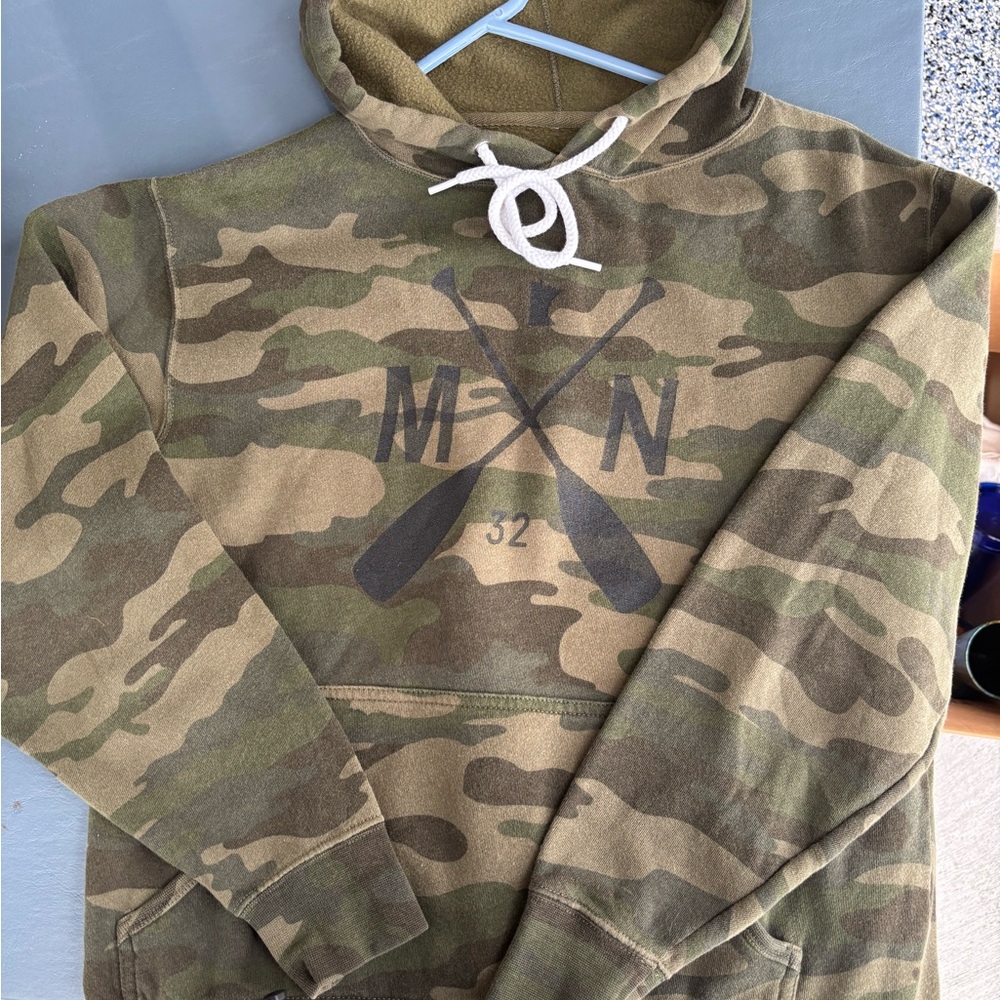 Sota Green Camouflage Pullover Hoodie Sweatshirt size S